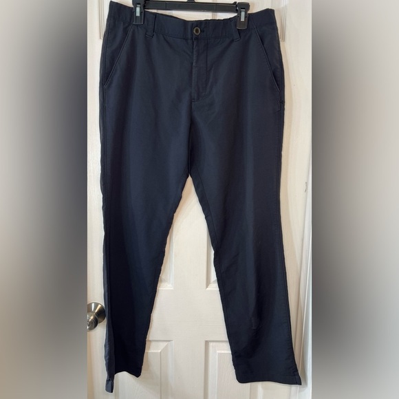 Under Armour Pants Mens 34x32 Black Golf Straight Leg Golfing Outdoors - Picture 1 of 12